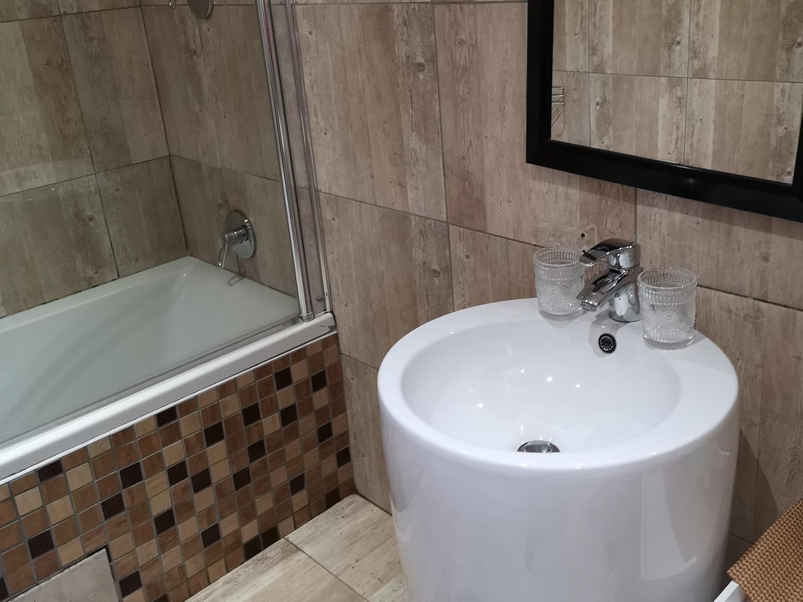 Comfort Queen Room at Lilitha Boutique Hotel